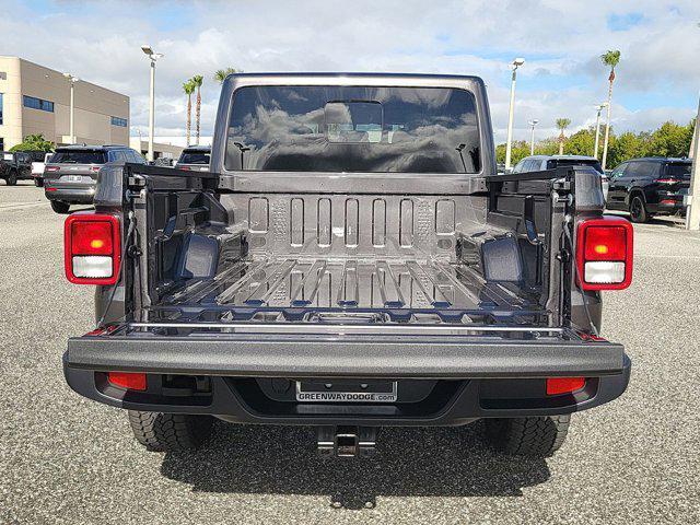 new 2025 Jeep Gladiator car, priced at $40,360