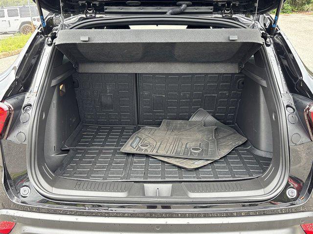 used 2024 Chevrolet Trax car, priced at $24,298