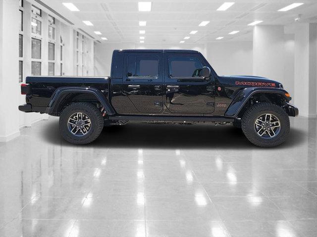 new 2025 Jeep Gladiator car, priced at $45,016