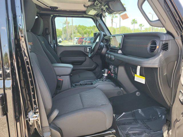 new 2025 Jeep Gladiator car, priced at $45,016