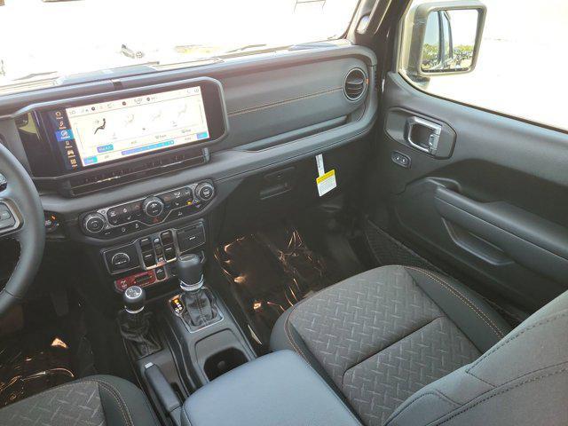 new 2025 Jeep Gladiator car, priced at $45,016