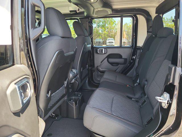 new 2025 Jeep Gladiator car, priced at $45,016
