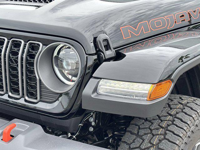 new 2025 Jeep Gladiator car, priced at $45,016