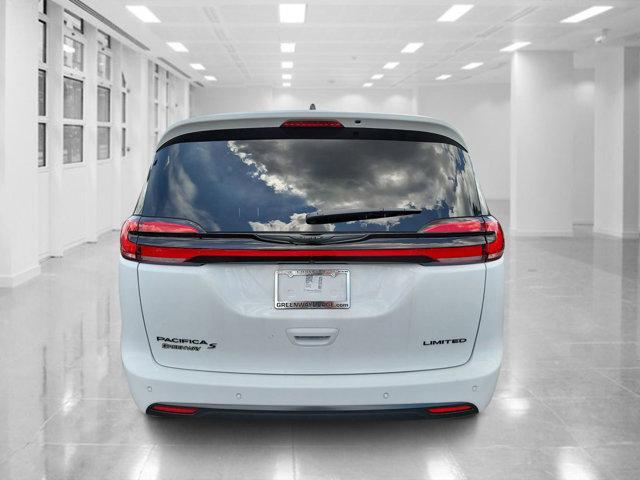 new 2024 Chrysler Pacifica car, priced at $52,427