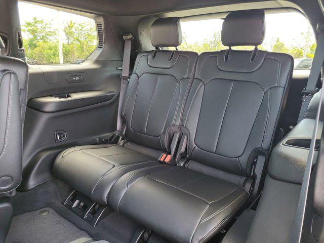 new 2025 Jeep Grand Cherokee L car, priced at $41,904