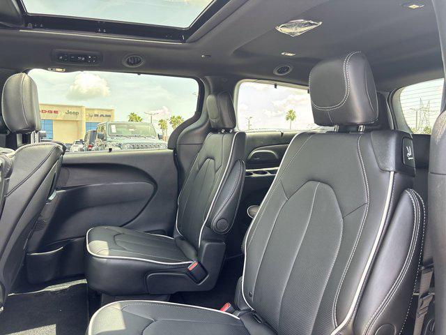new 2025 Chrysler Pacifica car, priced at $51,557
