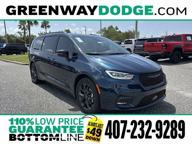 new 2025 Chrysler Pacifica car, priced at $56,665