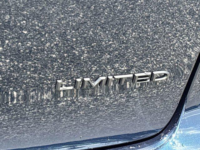 new 2025 Chrysler Pacifica car, priced at $51,557