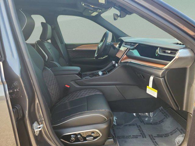 new 2025 Jeep Grand Cherokee L car, priced at $60,827