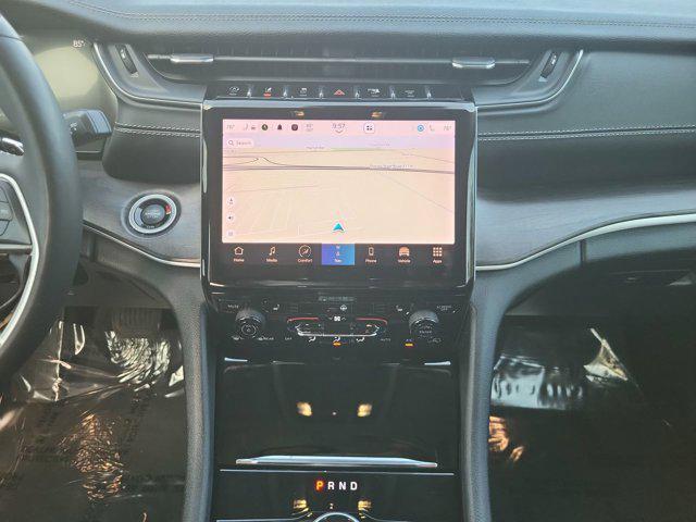 used 2023 Jeep Grand Cherokee car, priced at $24,978