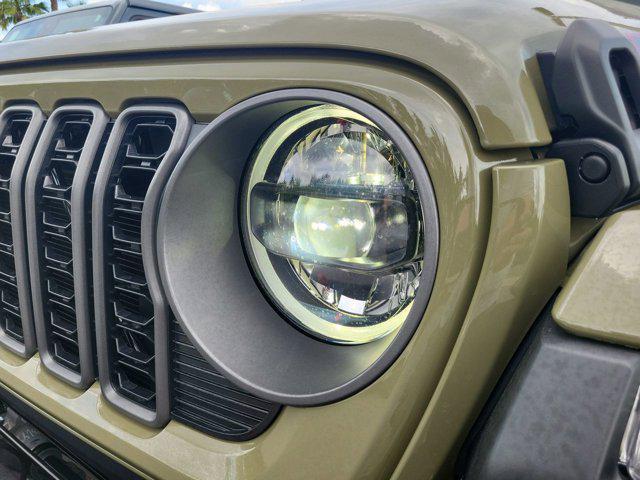 new 2025 Jeep Gladiator car, priced at $48,712