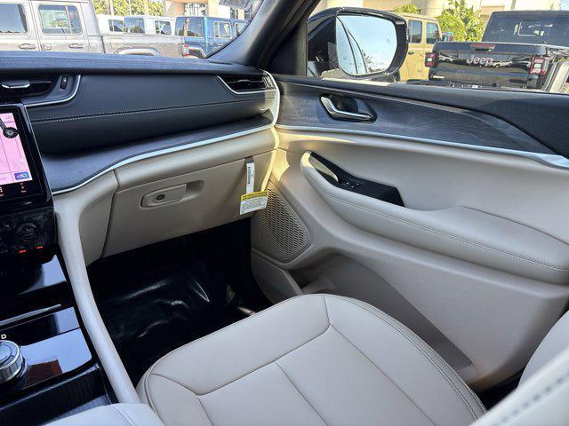 new 2025 Jeep Grand Cherokee L car, priced at $40,515