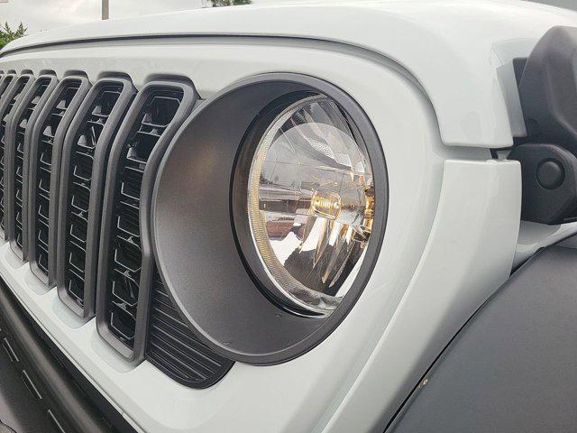 new 2025 Jeep Wrangler car, priced at $39,962