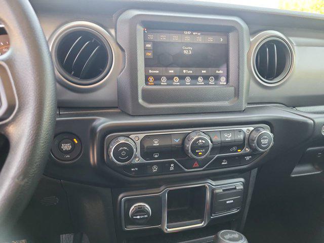 used 2022 Jeep Wrangler Unlimited car, priced at $30,900