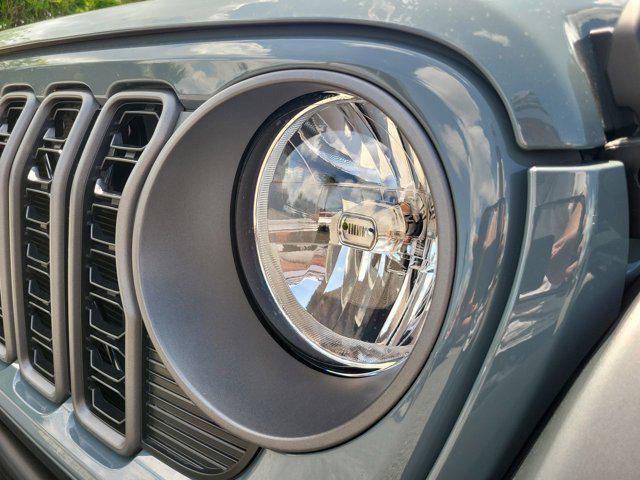 new 2025 Jeep Wrangler car, priced at $34,414