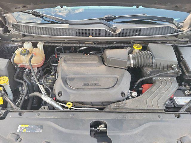 used 2020 Chrysler Pacifica car, priced at $15,590
