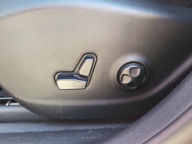 used 2016 Jeep Cherokee car, priced at $16,117