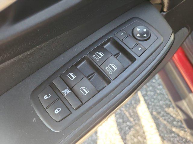 used 2016 Jeep Cherokee car, priced at $16,117