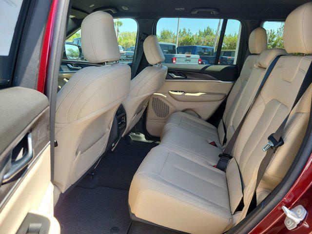 new 2025 Jeep Grand Cherokee car, priced at $40,101