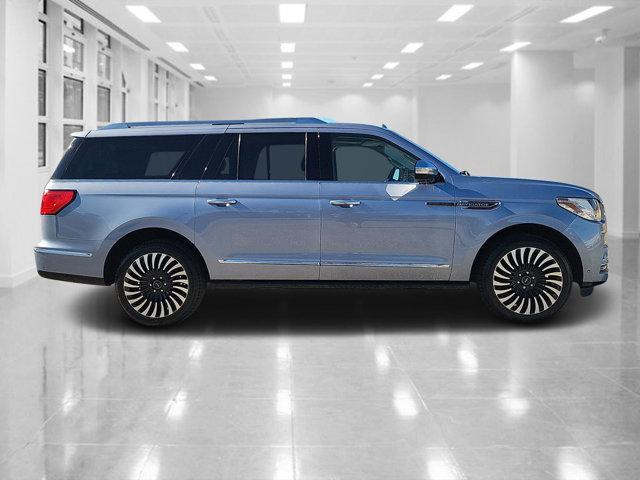 used 2019 Lincoln Navigator L car, priced at $39,677