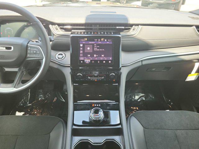 new 2025 Jeep Grand Cherokee L car, priced at $40,437