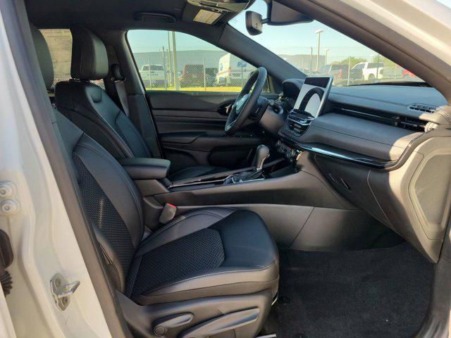 new 2025 Jeep Compass car, priced at $30,270