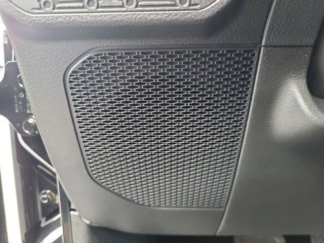 new 2025 Jeep Wrangler car, priced at $38,250