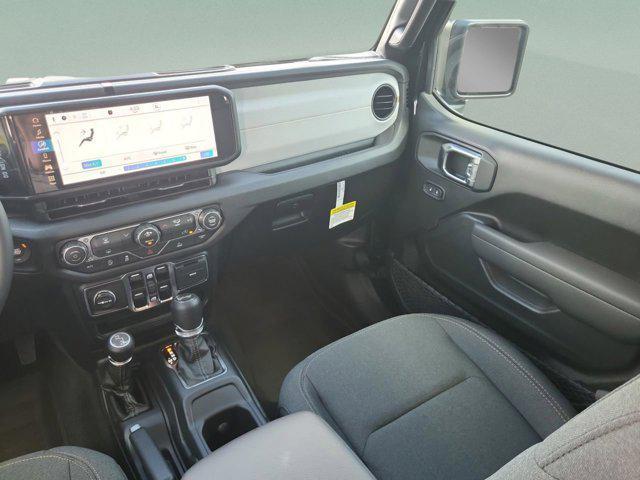 new 2025 Jeep Wrangler car, priced at $38,250