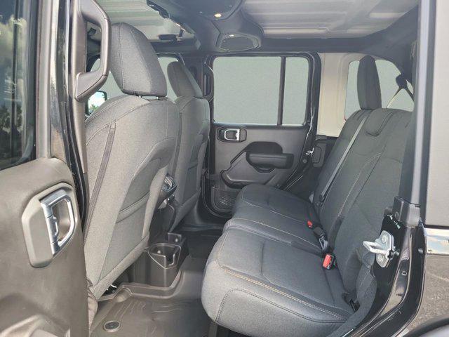 new 2025 Jeep Wrangler car, priced at $38,250