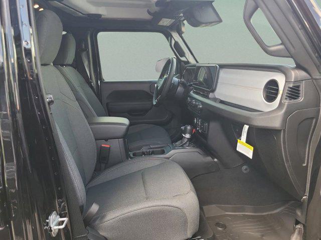 new 2025 Jeep Wrangler car, priced at $38,250