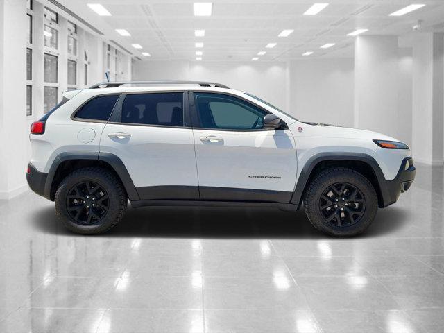 used 2018 Jeep Cherokee car, priced at $19,318