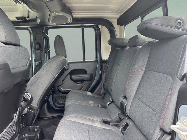 new 2025 Jeep Gladiator car, priced at $45,370