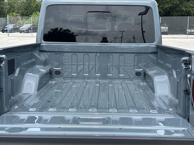 new 2025 Jeep Gladiator car, priced at $48,897