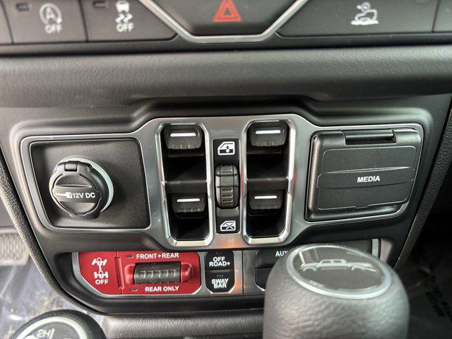 new 2025 Jeep Gladiator car, priced at $48,897