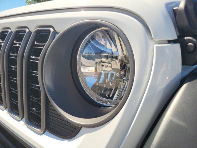 new 2026 Jeep Wrangler car, priced at $41,048