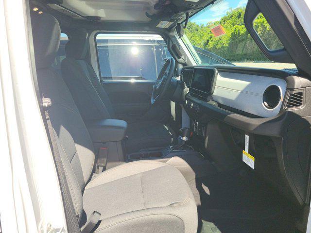 new 2026 Jeep Wrangler car, priced at $41,048
