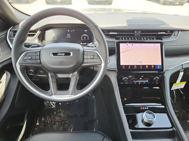 new 2025 Jeep Grand Cherokee car, priced at $36,707