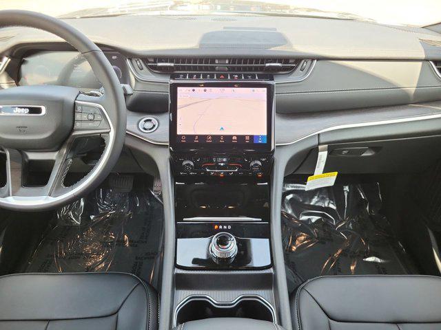 new 2025 Jeep Grand Cherokee car, priced at $36,707
