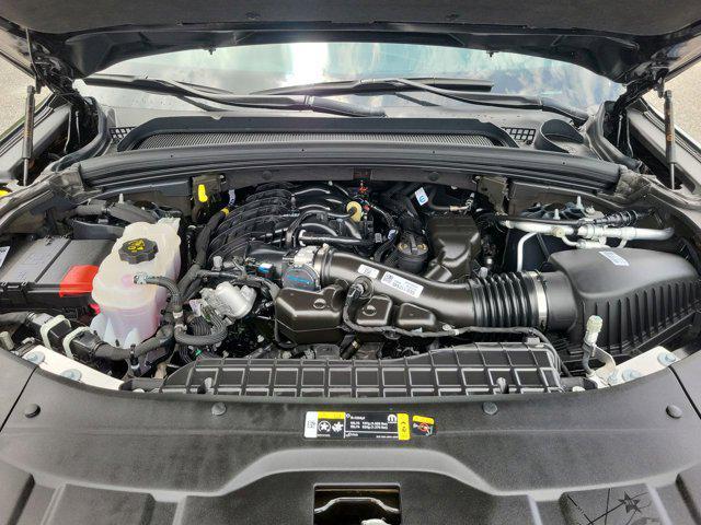 used 2024 Jeep Grand Cherokee car, priced at $35,902