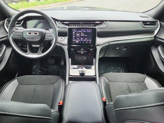 used 2024 Jeep Grand Cherokee car, priced at $35,902