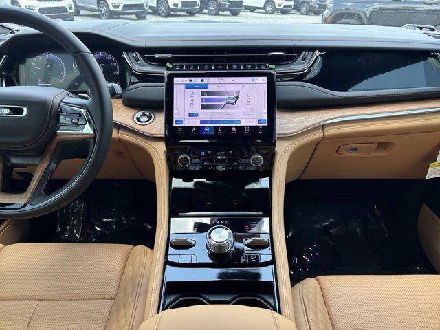 new 2025 Jeep Grand Cherokee L car, priced at $62,421