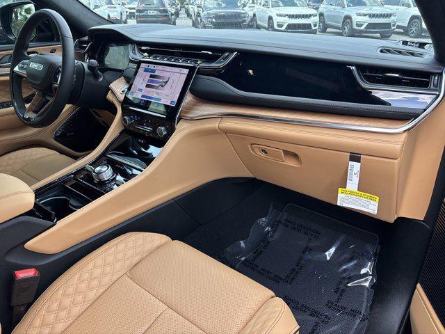 new 2025 Jeep Grand Cherokee L car, priced at $62,421