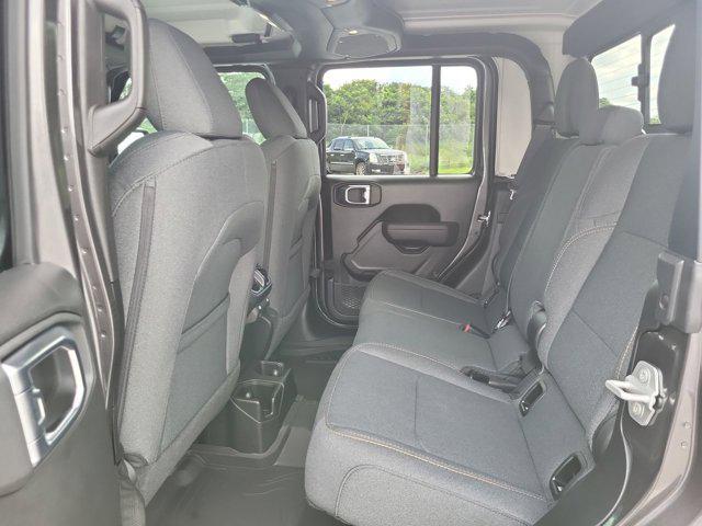 new 2025 Jeep Gladiator car, priced at $39,485