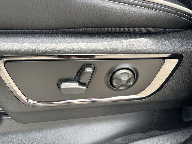 new 2025 Ram 1500 car, priced at $71,438