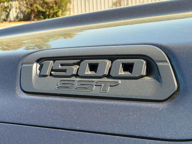 new 2025 Ram 1500 car, priced at $46,885
