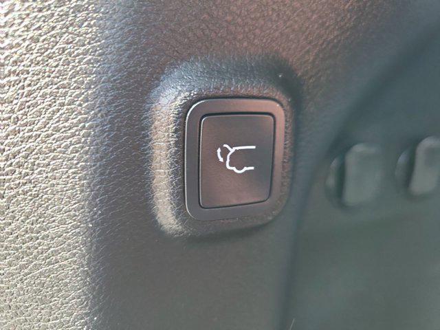 used 2019 Jeep Cherokee car, priced at $18,926