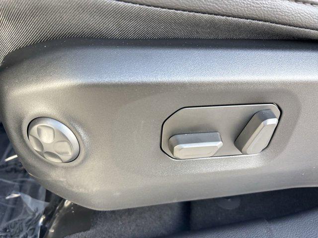 new 2025 Jeep Gladiator car, priced at $42,158