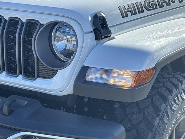 new 2025 Jeep Gladiator car, priced at $42,158