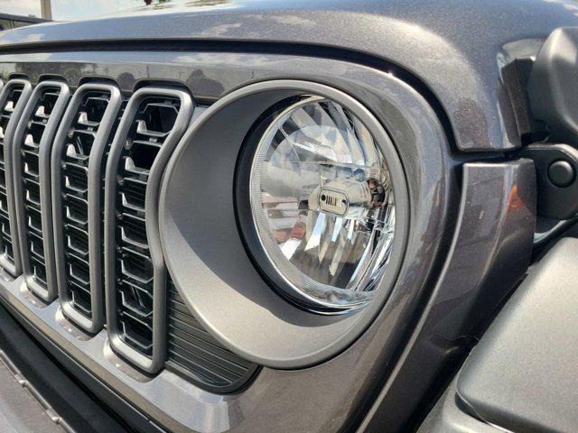 new 2025 Jeep Wrangler 4xe car, priced at $40,250