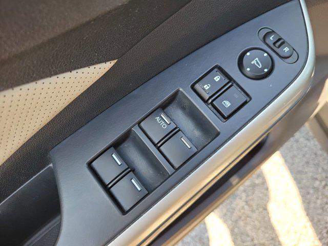 used 2015 Honda CR-V car, priced at $13,900